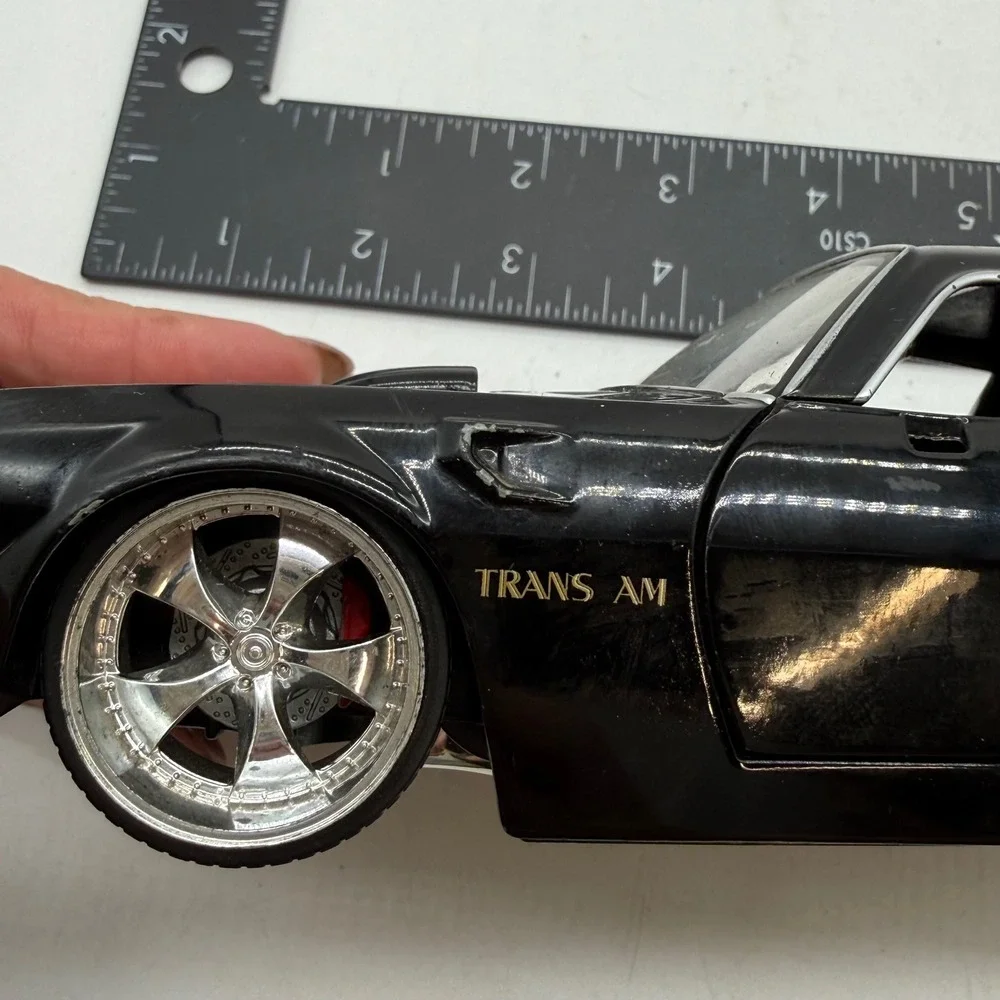 Jada Bigtime Muscle 1973 Pontiac Firebird Trans Am 1:24 Diecast Black Gold